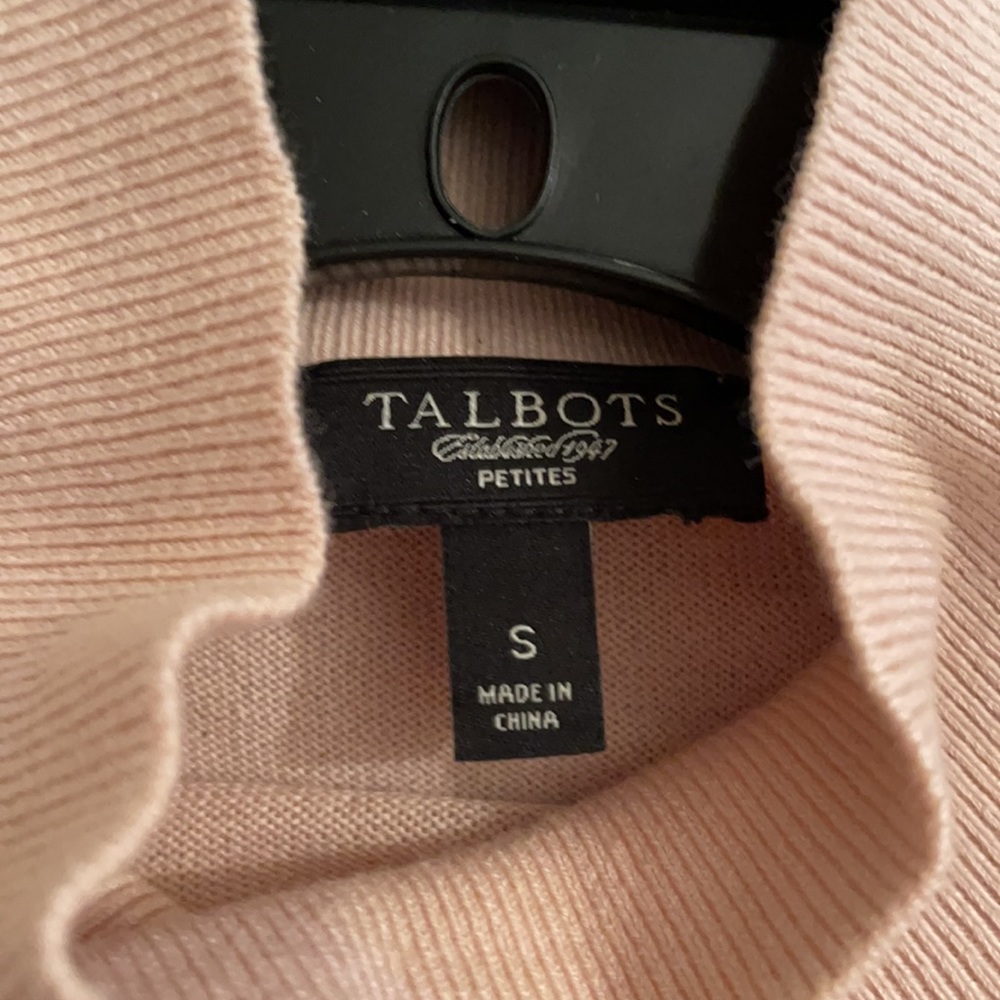 💕Talbots Sweater💕 - Picture 3 of 4